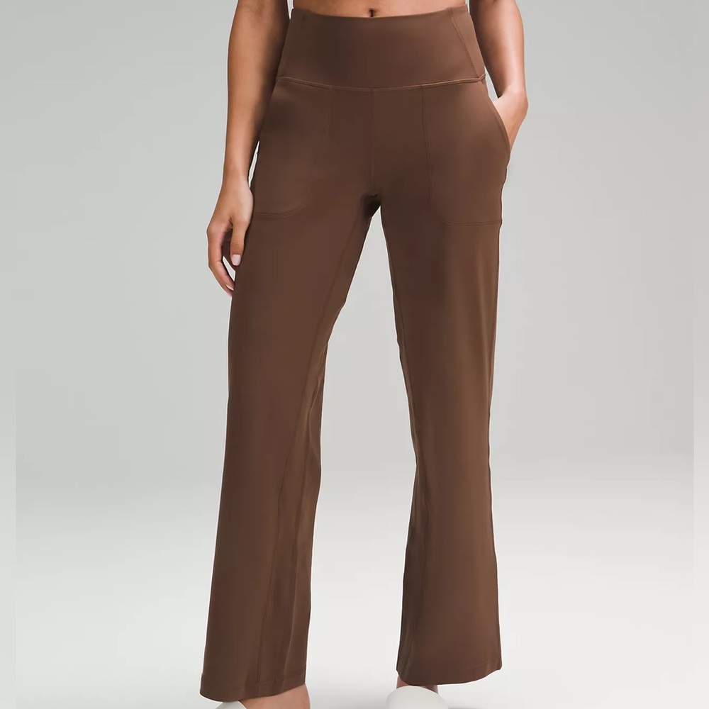 Lululemon Wide Leg Align 31” Pant in Java (Size 6)